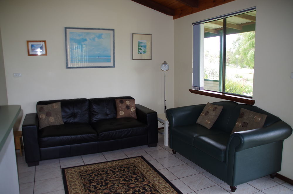 Surfside Ocean Beach Denmark Holiday Accommodation Extérieur photo